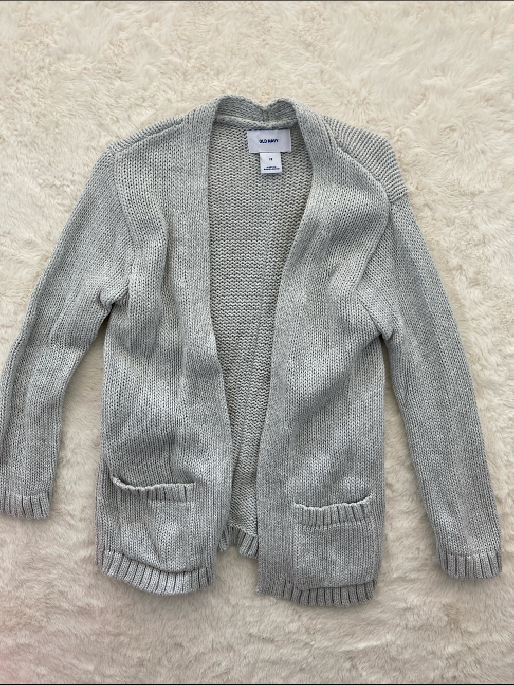 SALE! 50% Off Kids Old Navy Gray Open-Front Knit Cardigan with Pockets Size 5T